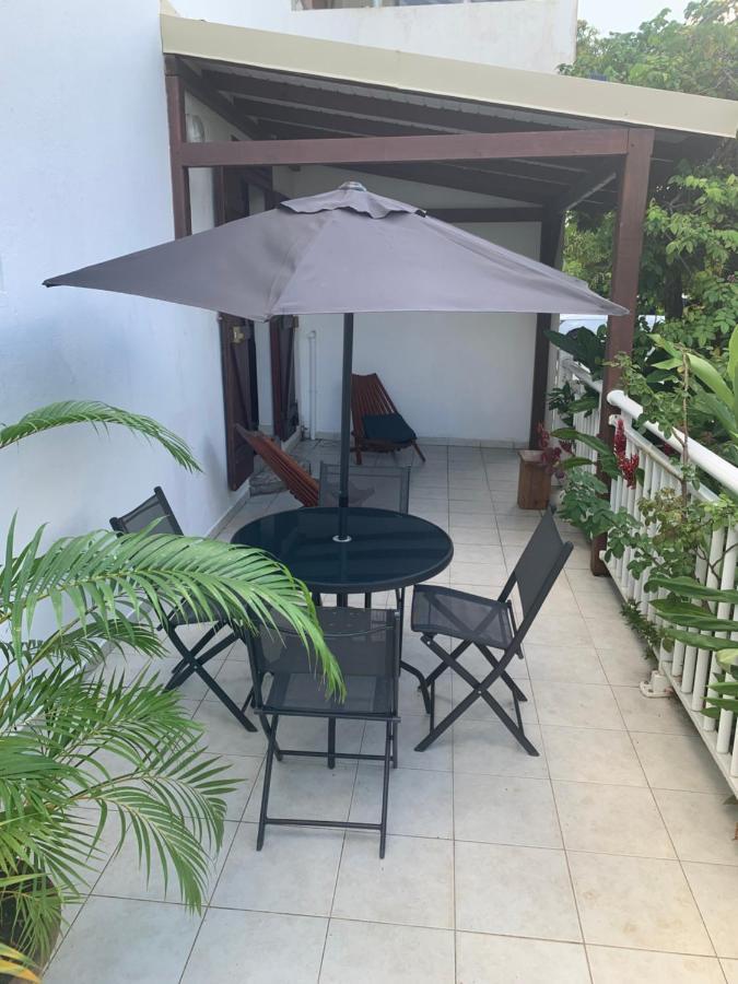Logement Vacances Gissac Sainte-Anne מראה חיצוני תמונה